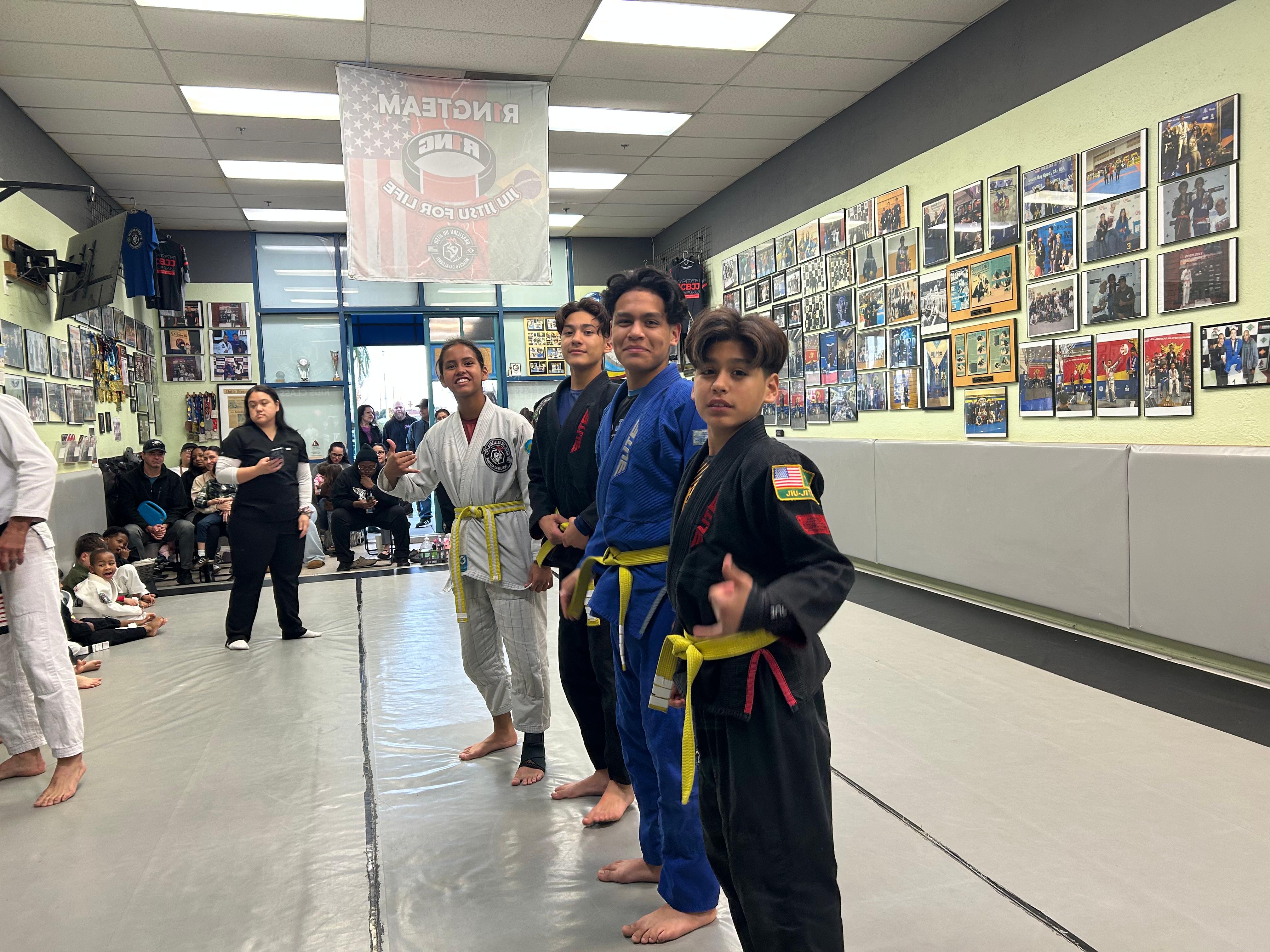 MCBJJ students training BJJ